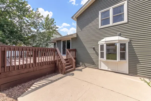 795 Cardinal LN, Elk Grove Village, IL 60007