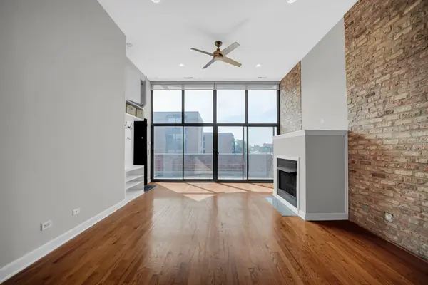 1552 W Fullerton AVE #3, Chicago, IL 60614
