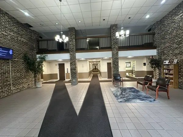 1463 Mercury DR #218, Schaumburg, IL 60193
