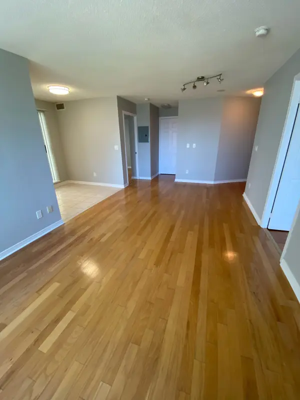 23 ONEIDA CRES #1103, Richmond Hill, ON L4B 0A2