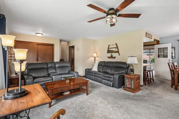 794 Wisner DR, Waterloo, IA 50701