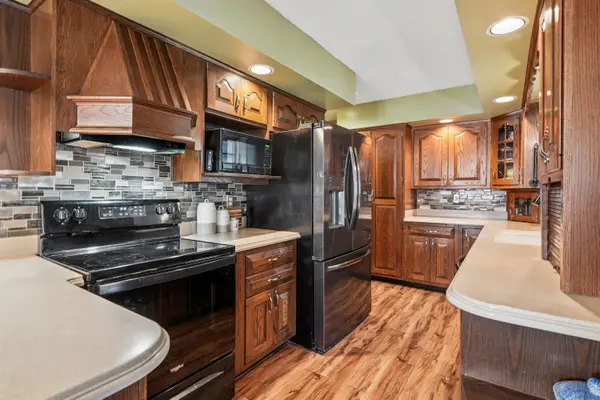 794 Wisner DR, Waterloo, IA 50701