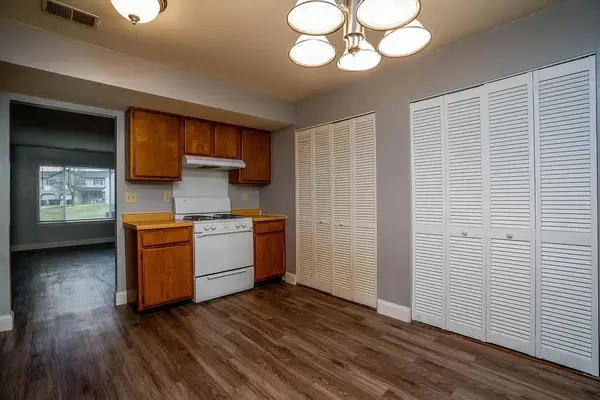 2004 Mccord Road, Valparaiso, IN 46383