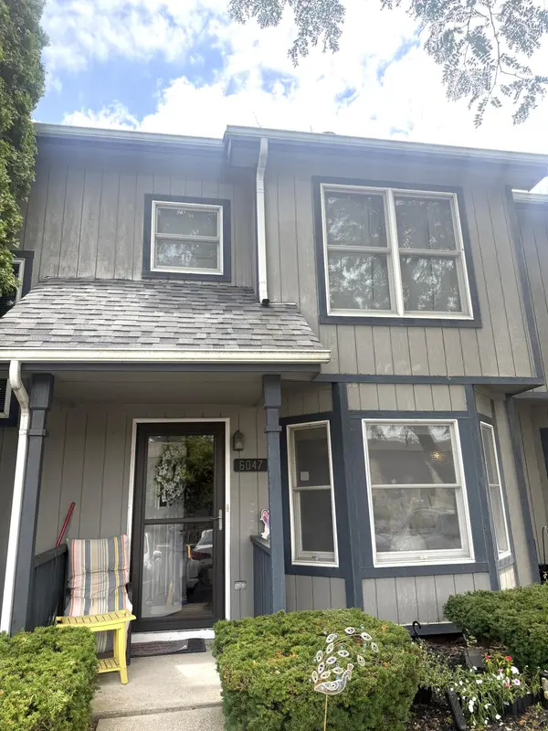 6047 Virginia ST, Merrillville, IN 46410