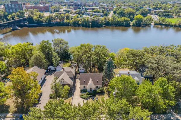 141 Riverside DR NE, Saint Cloud, MN 56304