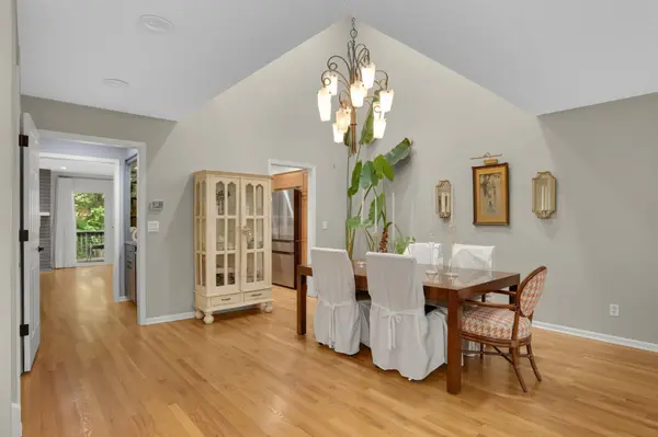 1775 Lexington AVE S #23, Mendota Heights, MN 55118