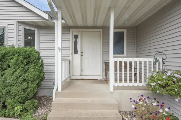 715 Prairie LN, Sauk Rapids, MN 56379