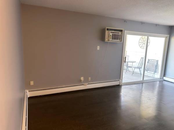 12958 Nicollet AVE #102, Burnsville, MN 55337