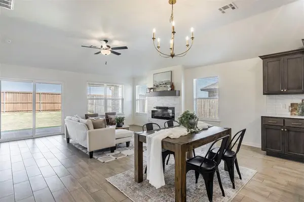 12009 NW 121st CIR, Yukon, OK 73099