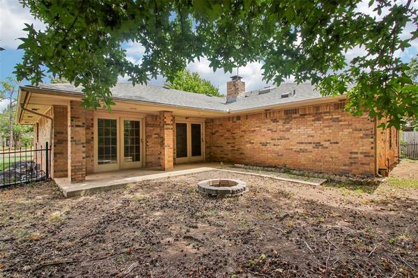 1536 Creekside DR, Norman, OK 73071
