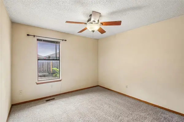 1536 Creekside DR, Norman, OK 73071