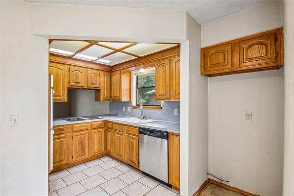 1536 Creekside DR, Norman, OK 73071