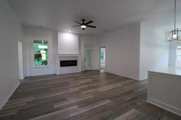 132 Mountain Laurel WAY, Noble, OK 73068
