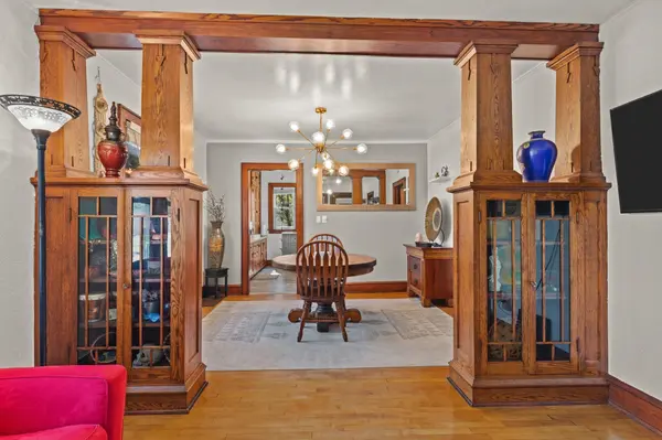 613 W WISCONSIN AVE, Appleton, WI 54911