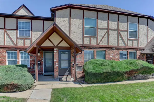 956 S Iola ST, Aurora, CO 80012