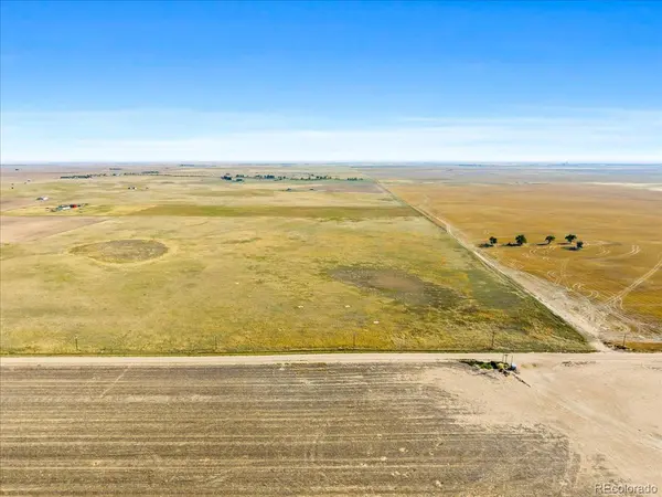 70044 E 38th AVE, Byers, CO 80103