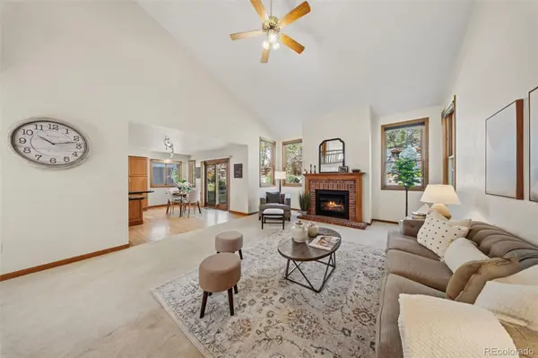 7 Bridlegate LN, Littleton, CO 80127