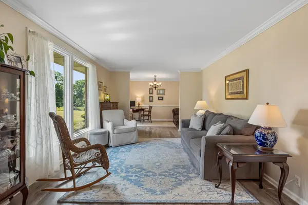 105 Stuart Dr, Hendersonville, TN 37075