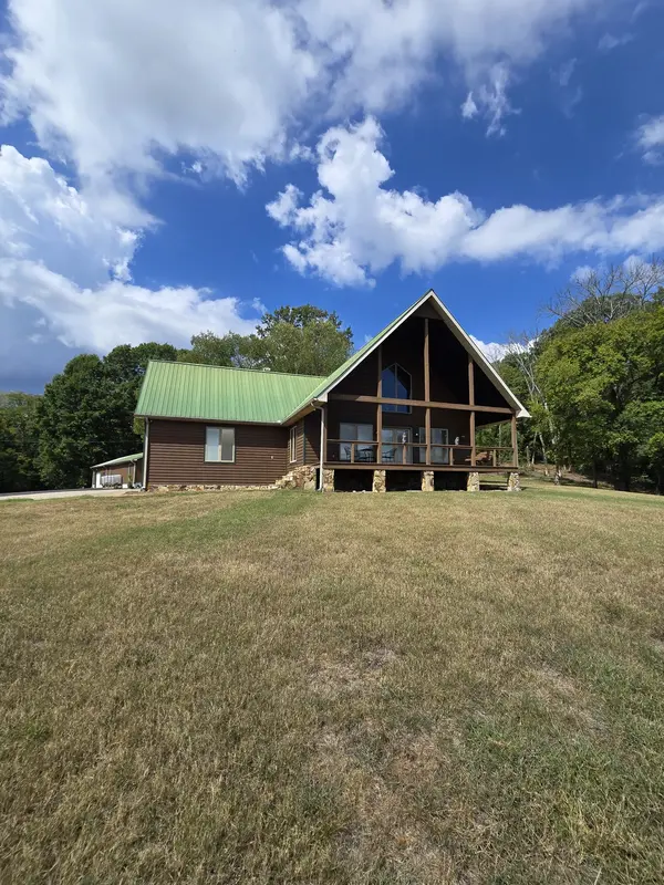 7011 Flat Creek Rd, College Grove, TN 37046