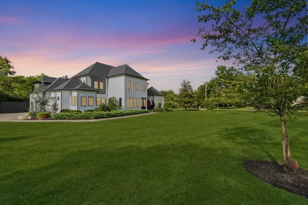 848 W Hillwood Dr, Nashville, TN 37205