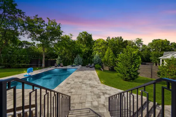 848 W Hillwood Dr, Nashville, TN 37205