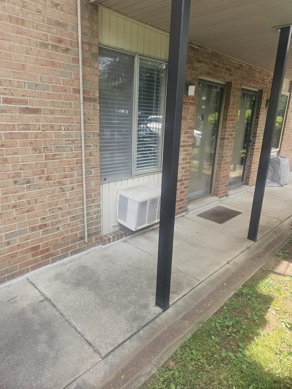 2601 Hillsboro Pike #L-5, Nashville, TN 37212