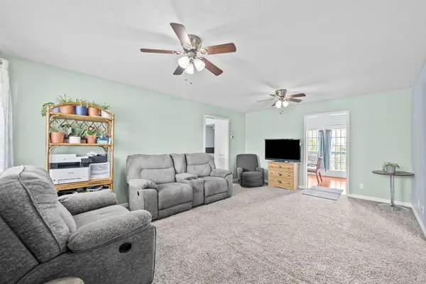 1051 McClardy Rd, Clarksville, TN 37042