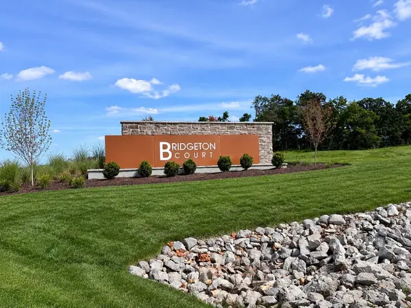 241 Darlington Dr, Dickson, TN 37055