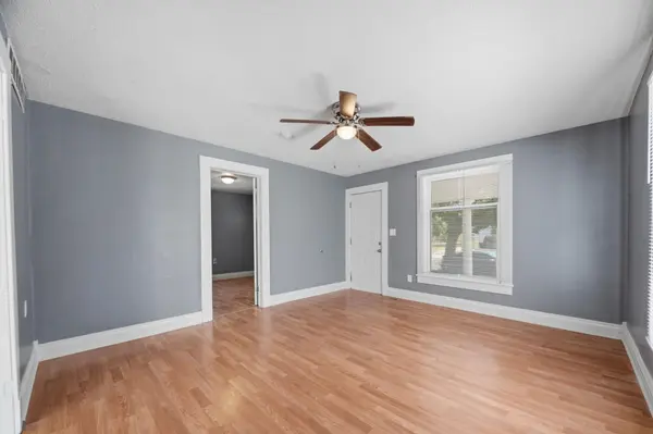 2035 N Park Place, Wichita, KS 67203