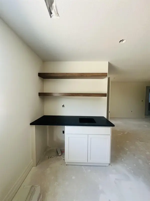 10806 W Graber St., Wichita, KS 67215