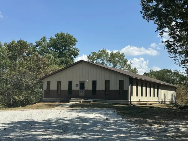 4204 County Lane 118, Carthage, MO 64836