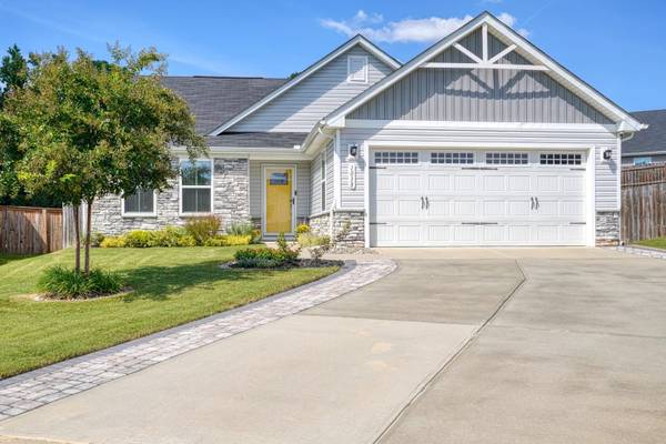 1038 Hunter Green LN, Spartanburg, SC 29302