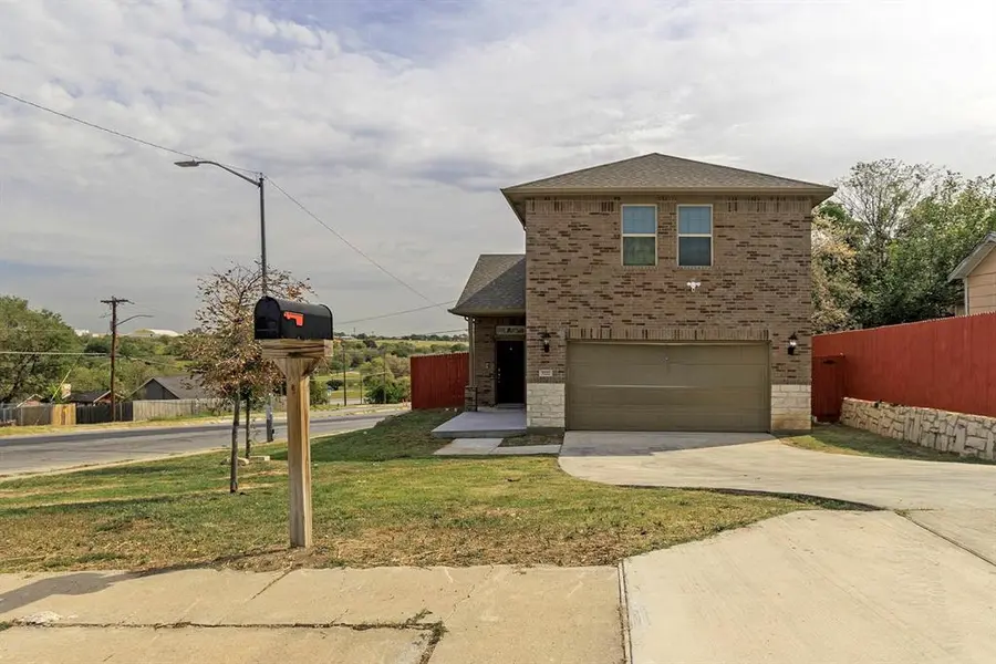 3222 Roosevelt Avenue, Fort Worth, TX 76106