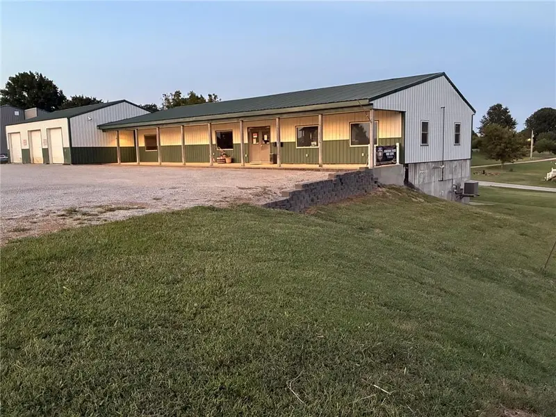 17567 US Highway 71 N/A, Savannah, MO 64485