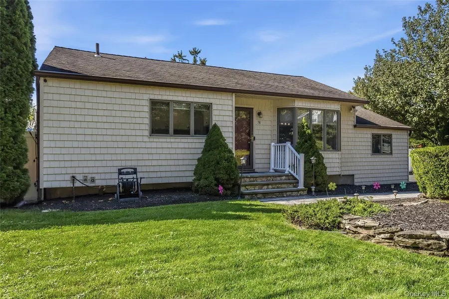 78 Little Plains RD, Huntington, NY 11743