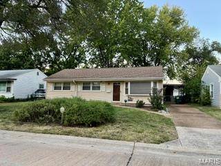 4123 Davis ST, St Louis, MO 63123