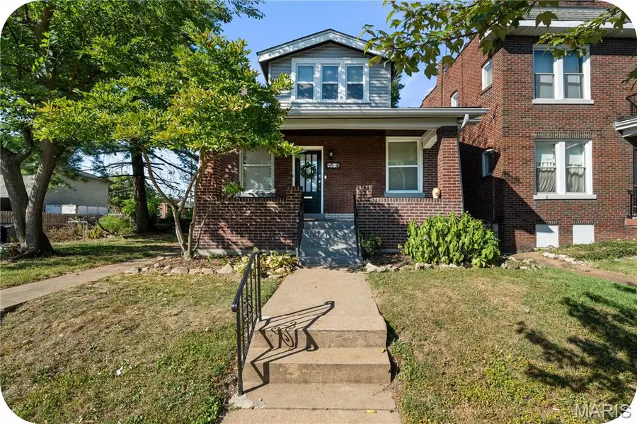 4716 Milentz AVE, St Louis, MO 63116