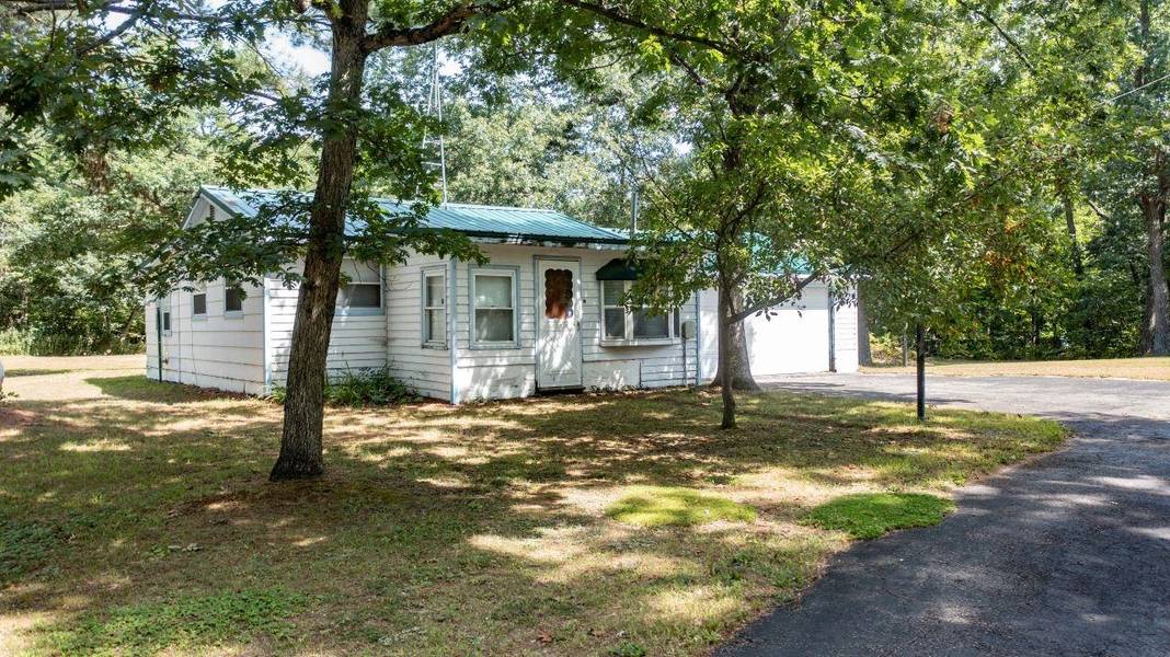 9078 BOELTER LAKE DR, Almond, WI 54909-9732