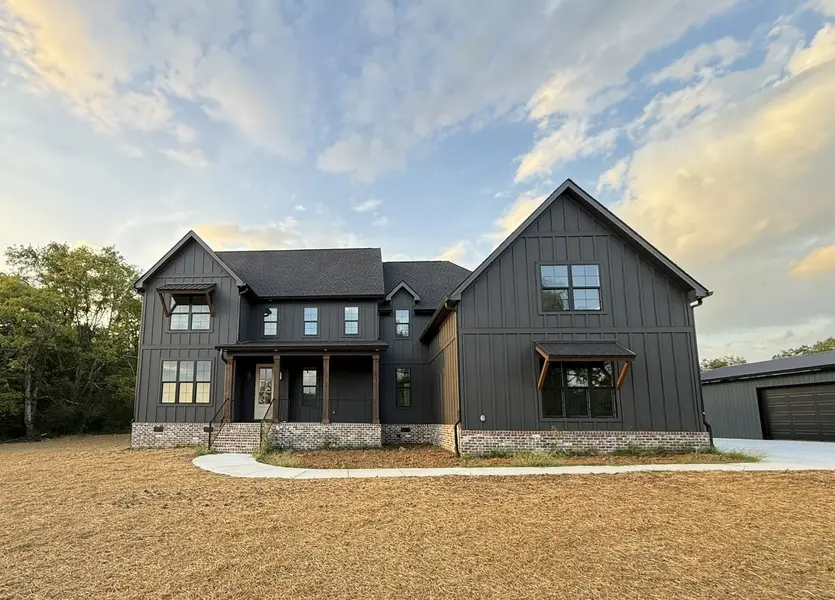 8249 Twelve Corners Rd, Lascassas, TN 37085