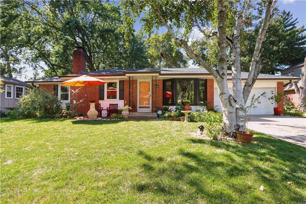4026 N Tracy AVE, Kansas City, MO 64116