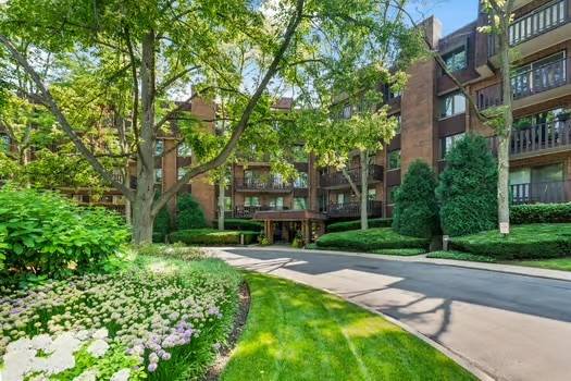 1125 Lake Cook RD #505E, Northbrook, IL 60062