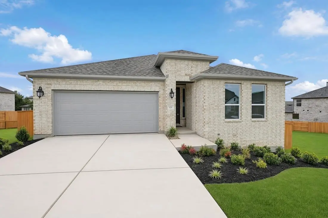 121 Amber Oak LN, Georgetown, TX 78628