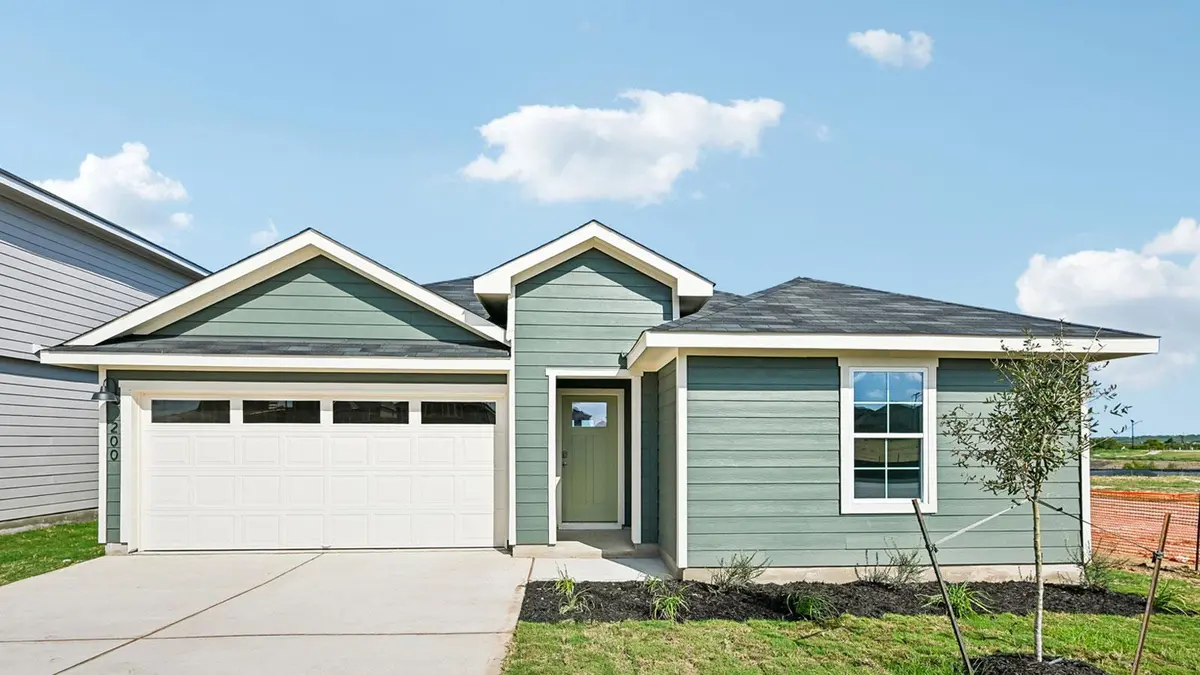 200 Salkeld DR, Uhland, TX 78640
