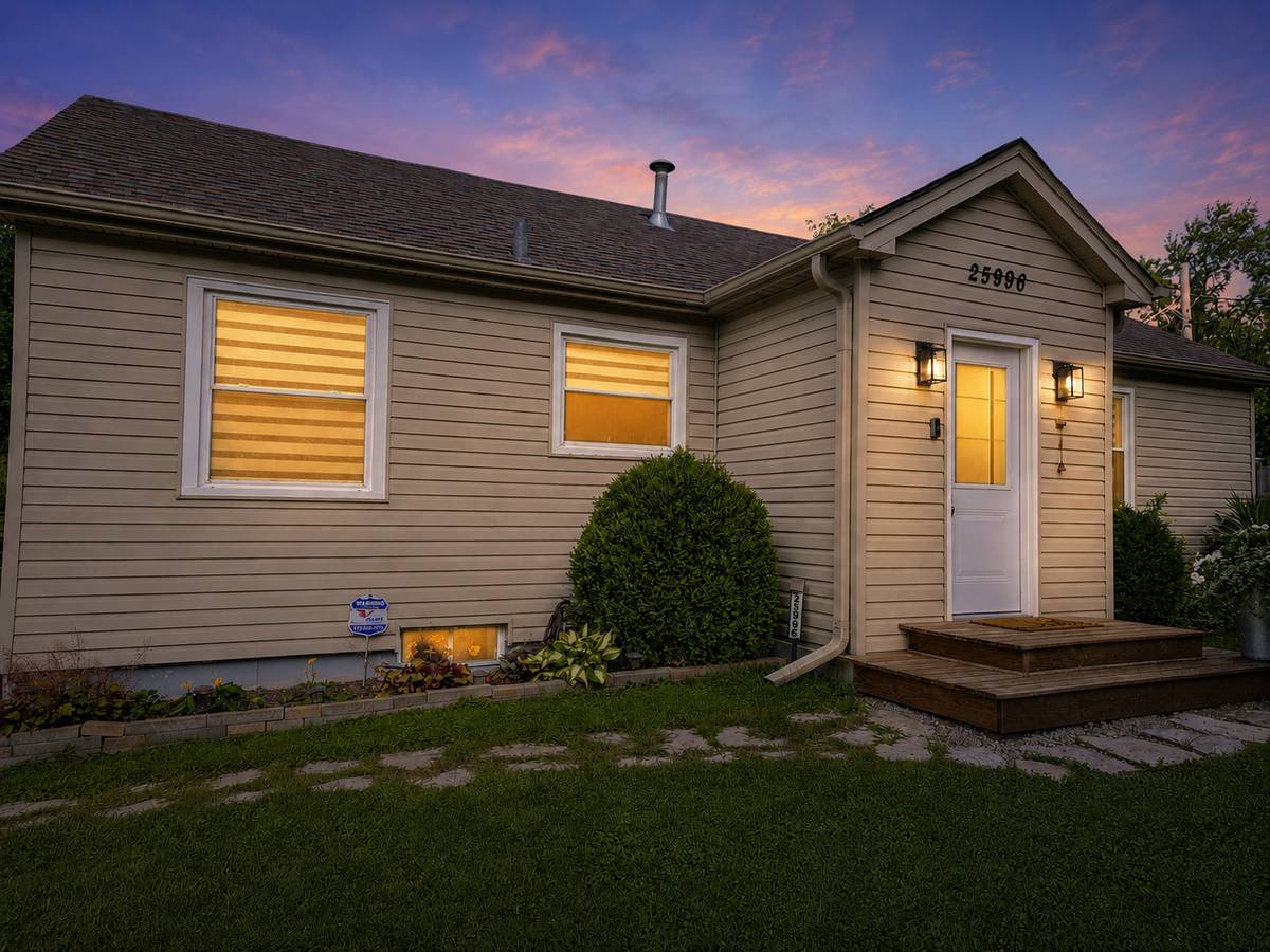 25996 W Indian Trail RD, Barrington, IL 60010