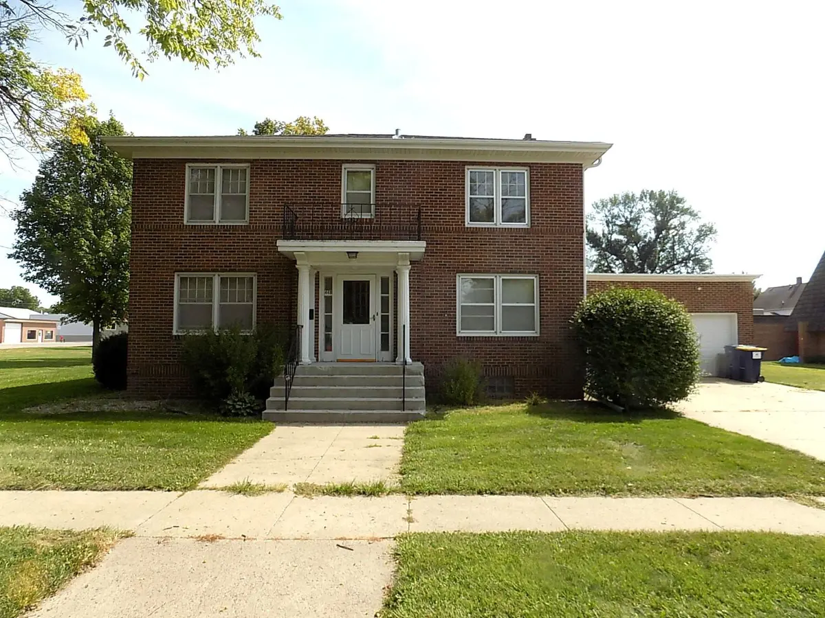 440 6th ST, Lafayette, MN 56054
