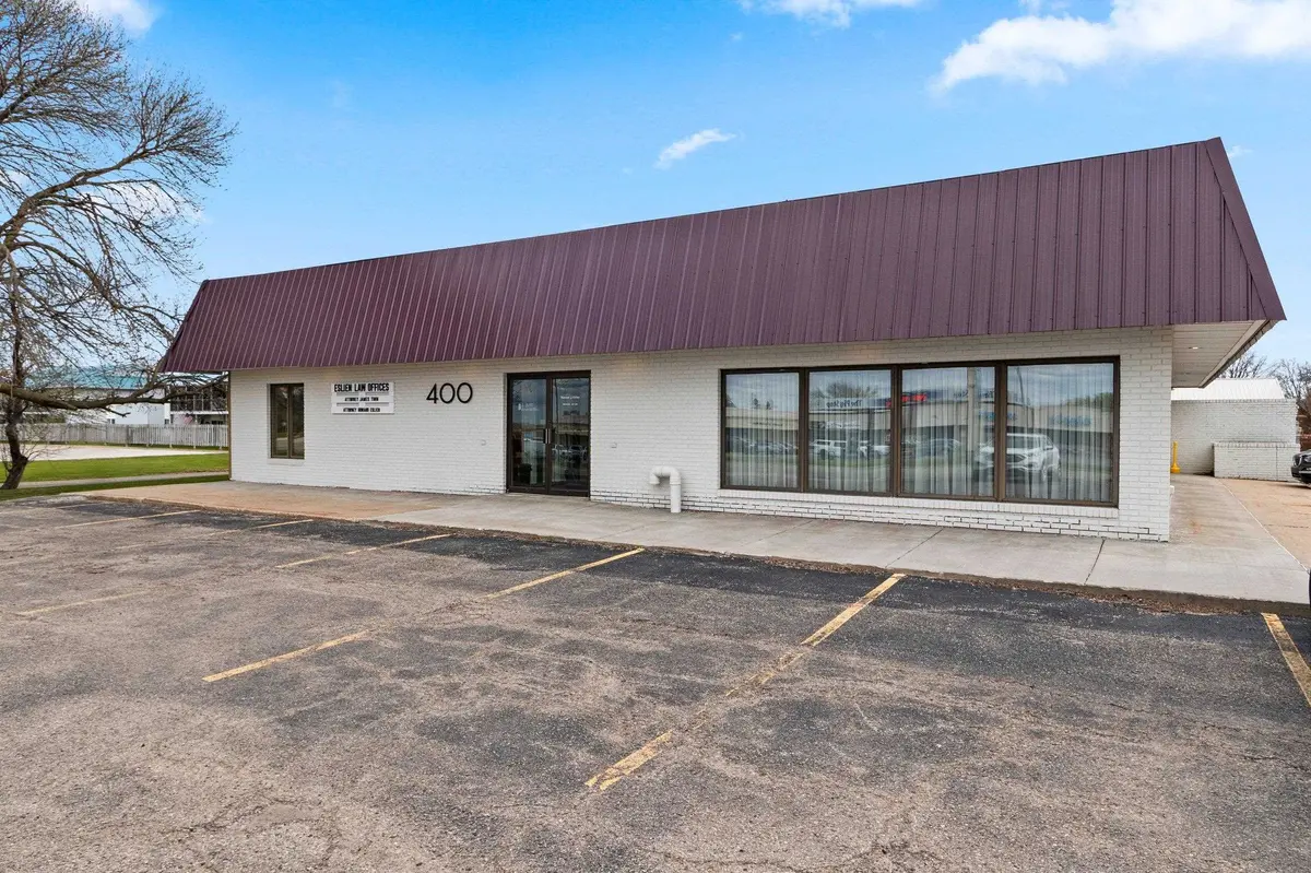 400 E HIGHLAND DR #5, Oconto Falls, WI 54154