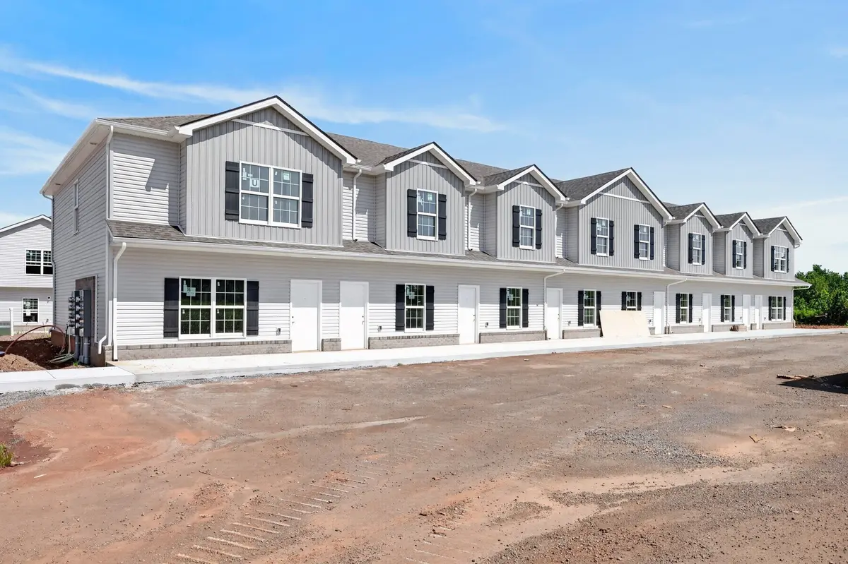299 Summitcrest Drive #N Building, Clarksville, TN 37040