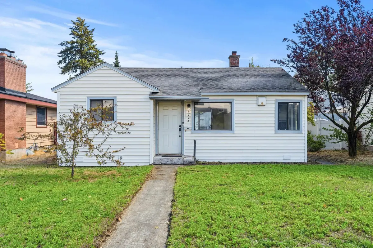 4724 N Maple St, Spokane, WA 99205