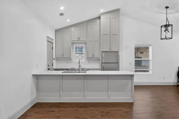 1216 W Nelson Street, Denison, TX 75020