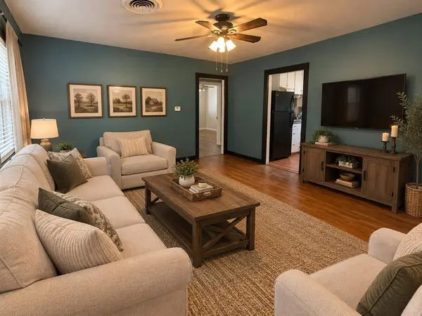 137 Bowie Street, Mcgregor, TX 76657